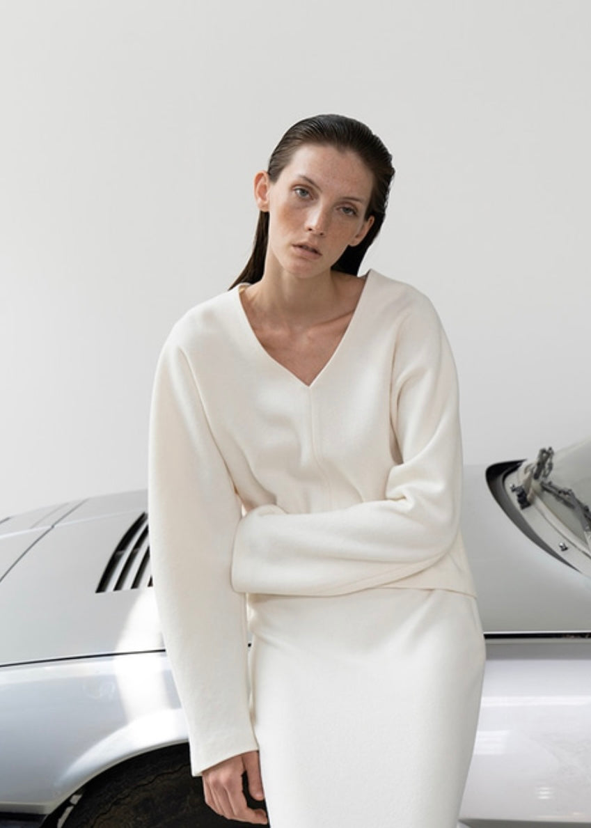 Boucle V-neck top (Ivory)